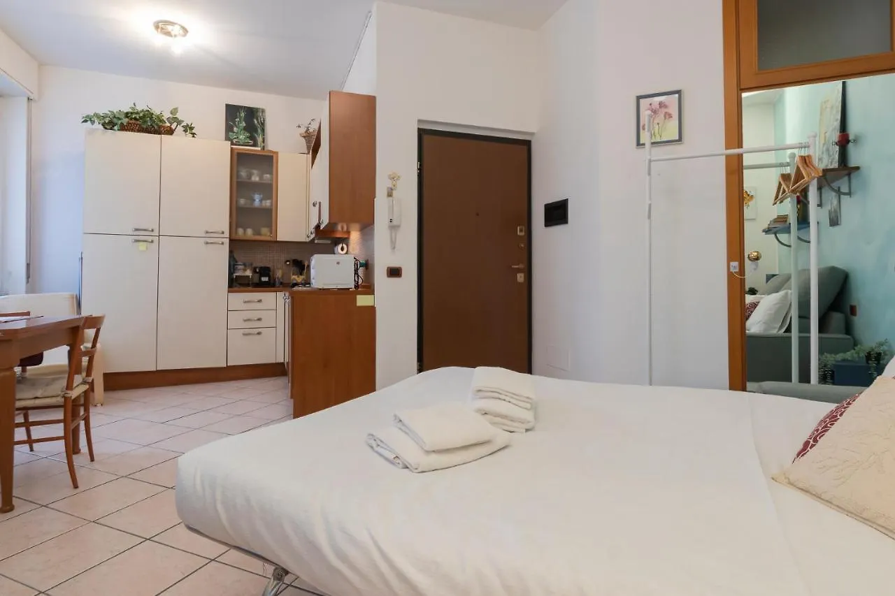 Mariblanca - Mac Mahon 45 Apartment Milan